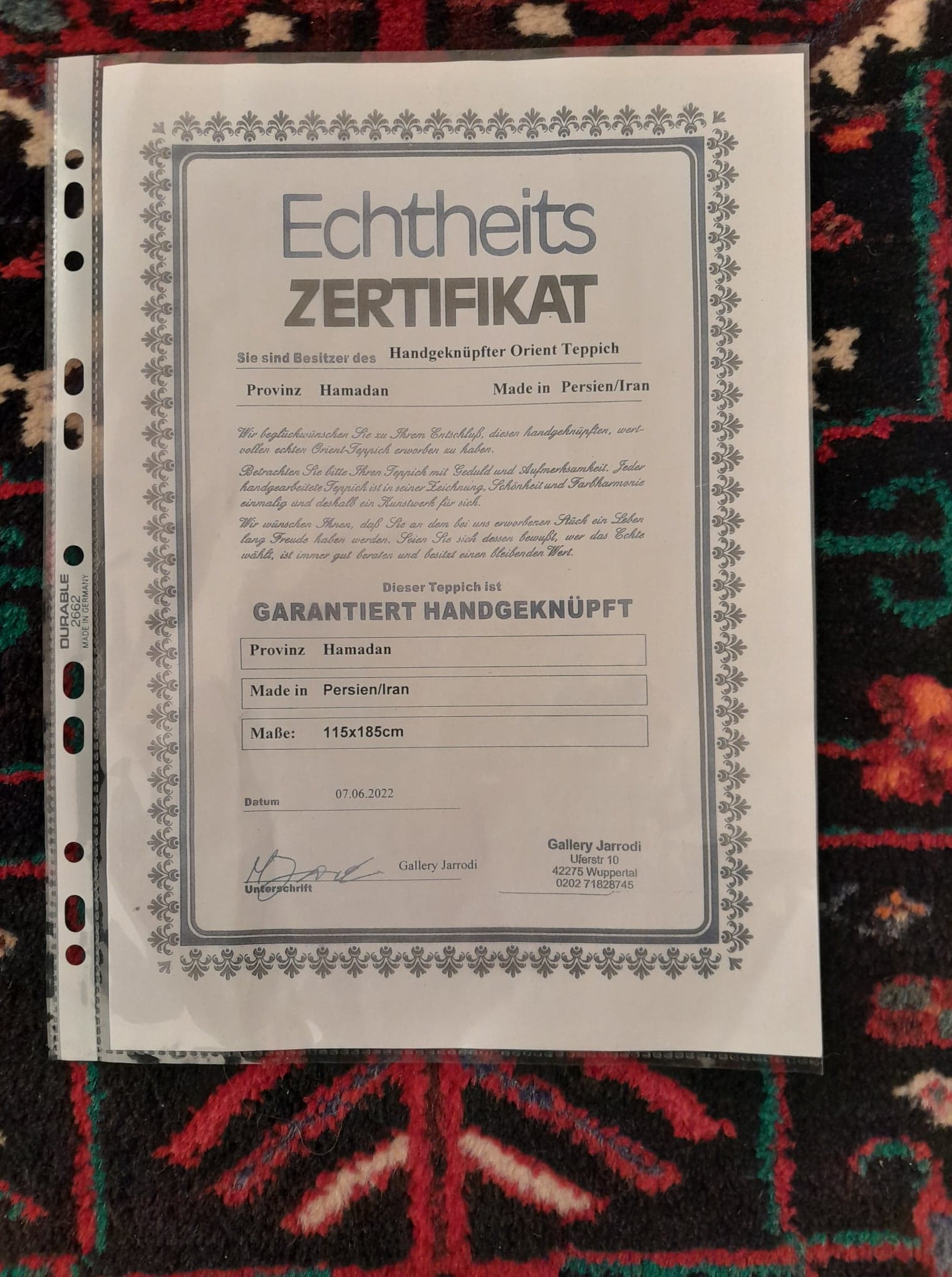 Handmade hamadan persian carpet 185x115cm