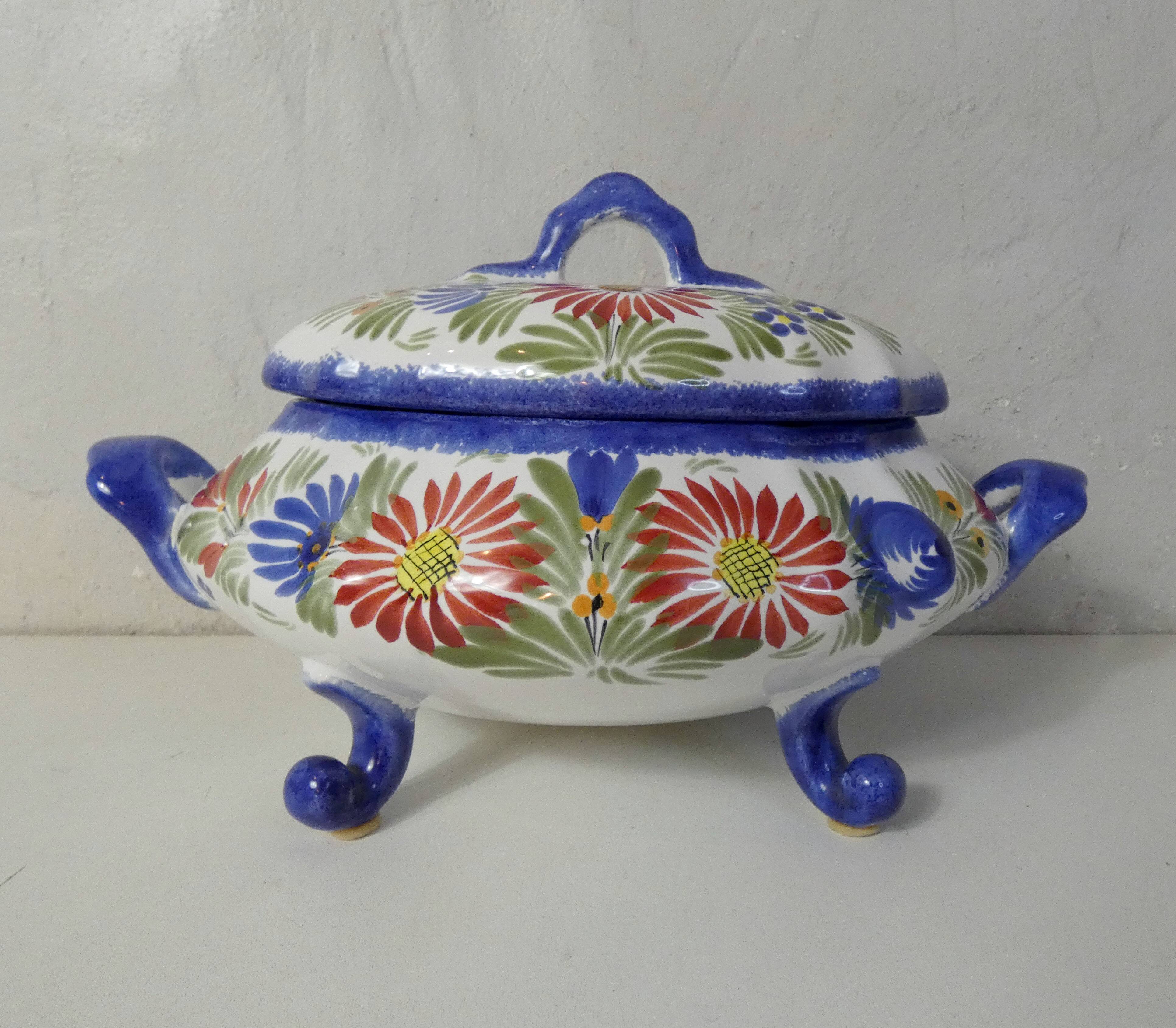 Earthenware tureen henriot quimper