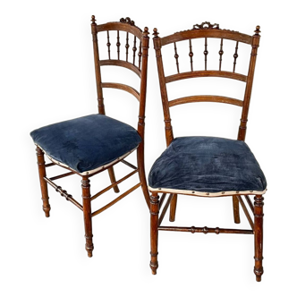 Antique chairs with carved wood knot