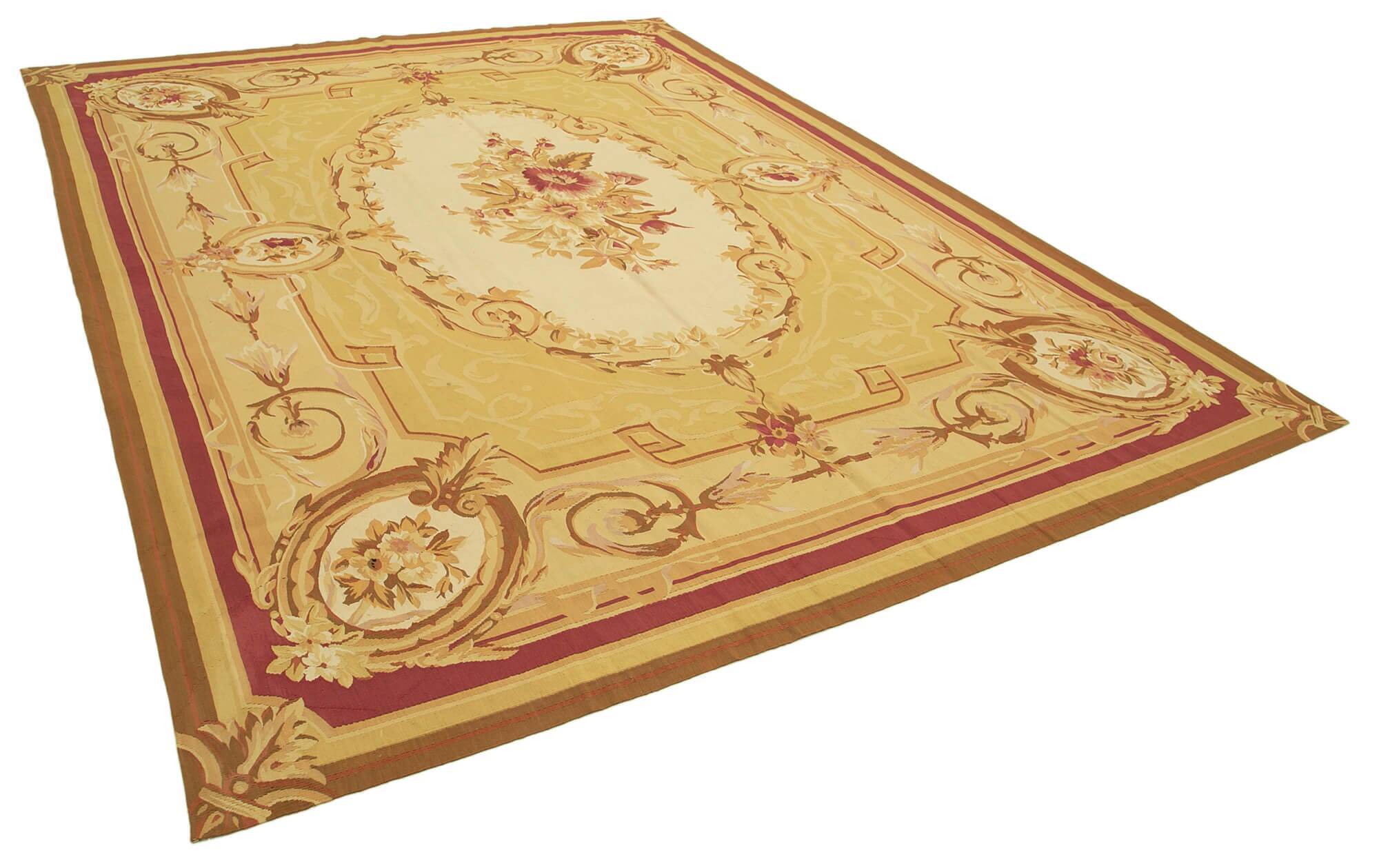 Handmade European Vintage Aubusson Kilim 271 cm x 362 cm