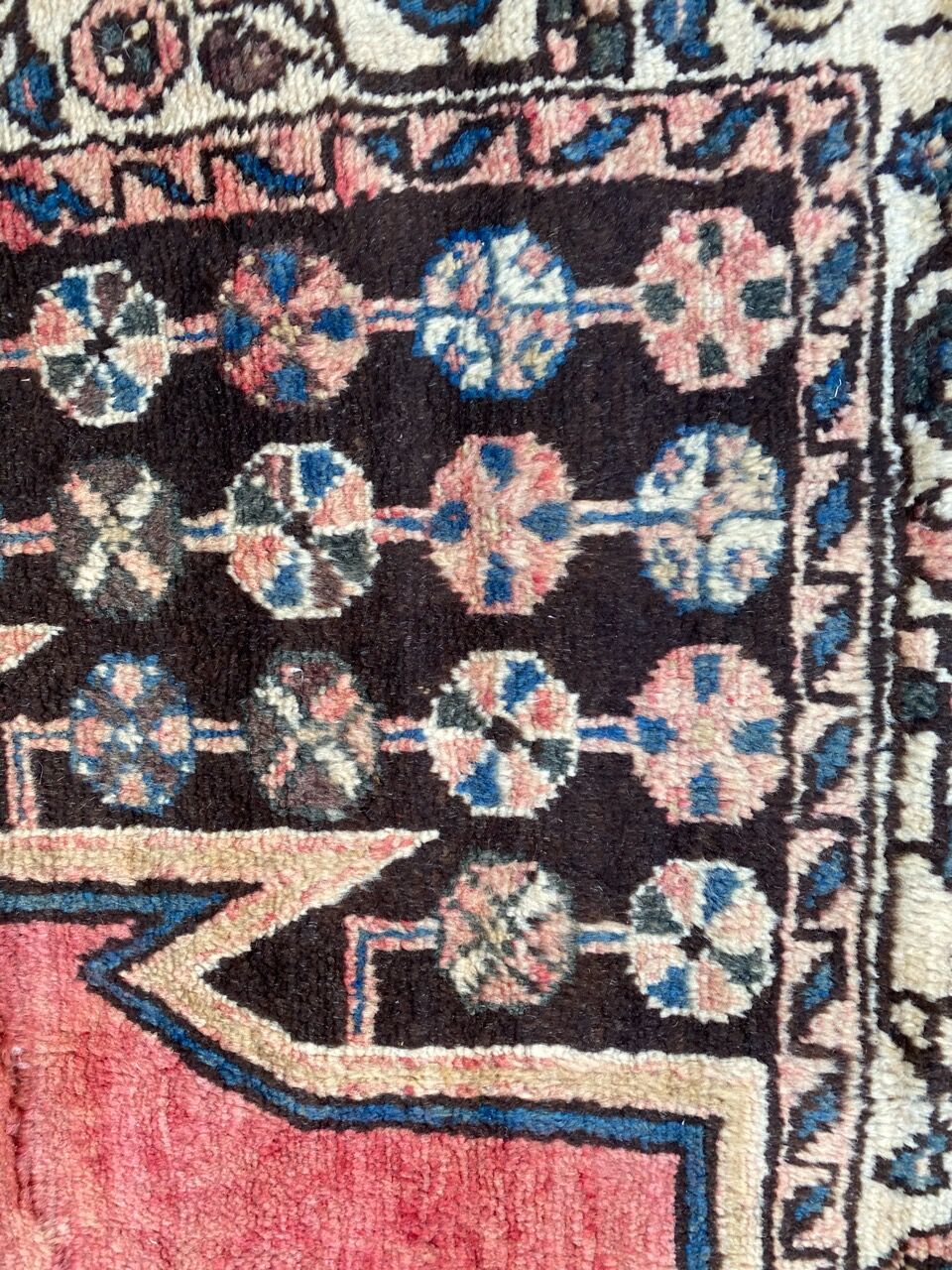 Vintage Persian carpet mazlaghan 126x192 cm