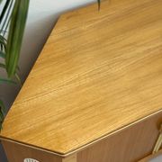 Cabinet de bar vintage « speakeasy »