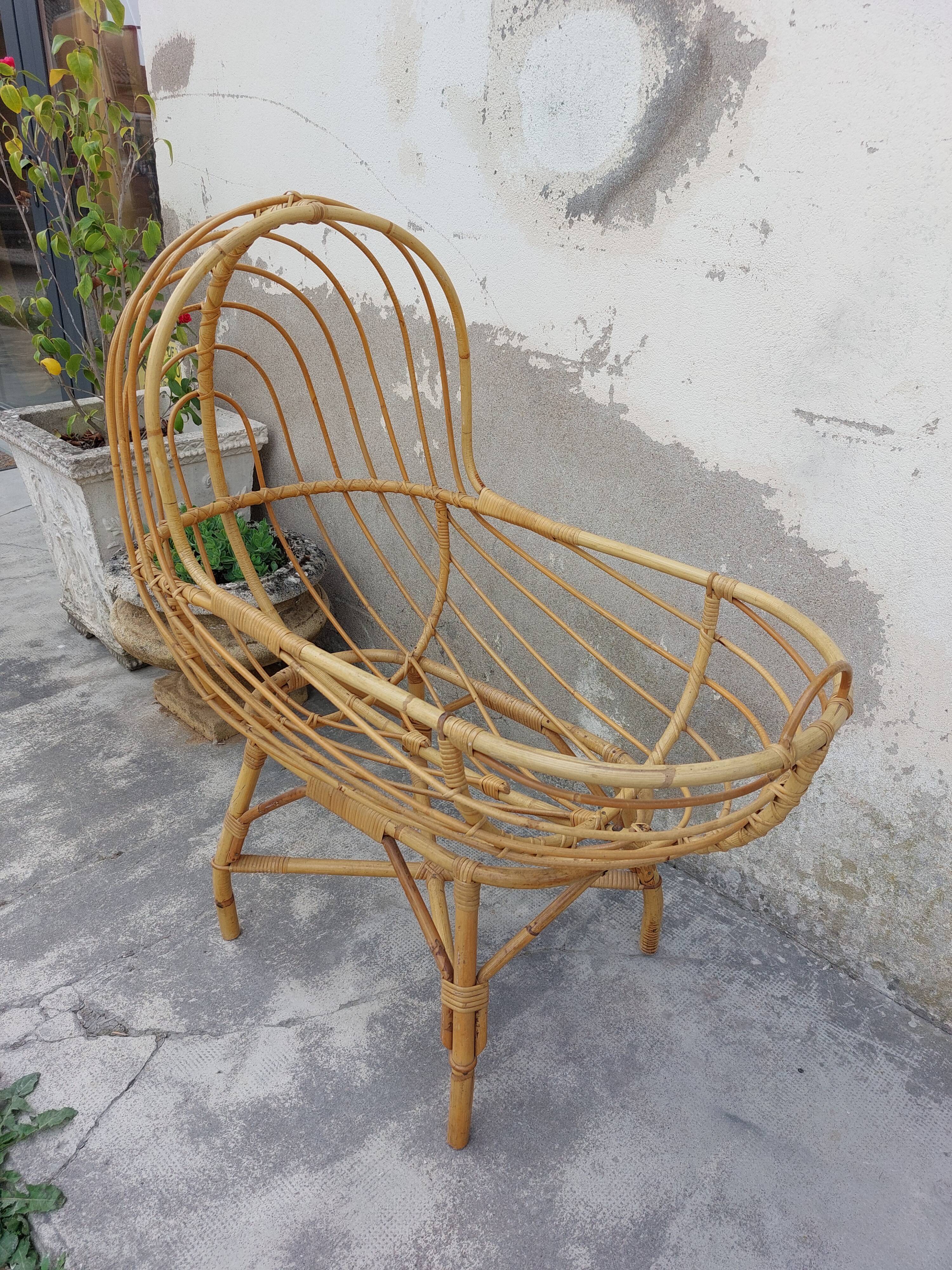 Vintage rattan cradle 1950