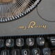 Machine à écrire vintage MJ Rooy portable