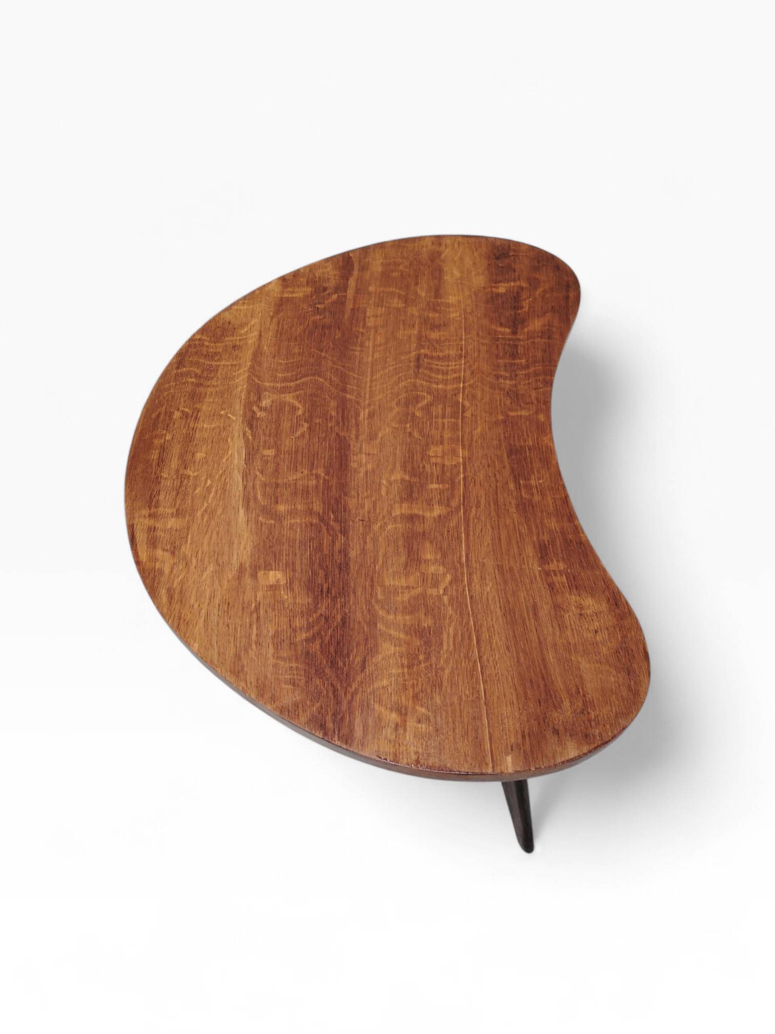 Tripod coffee table in bean shape - 1950s