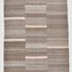 Tapis kilim vintage tons bruns et beige rosé, style minimal artisanal
