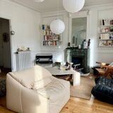 Chauffeuse Plumy Annie Hiéronimus pour Cinna