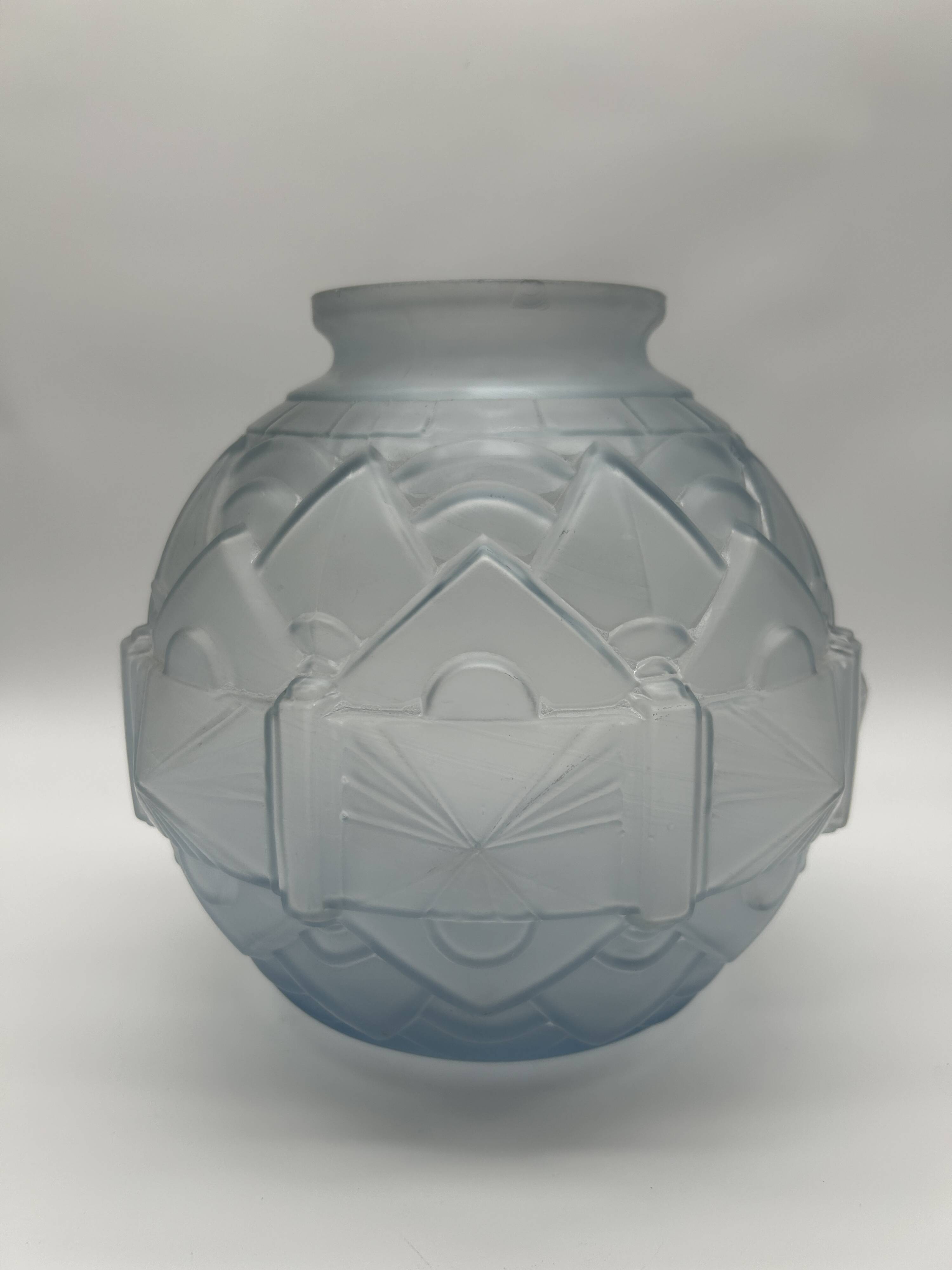 ART DECO period glass ball vase