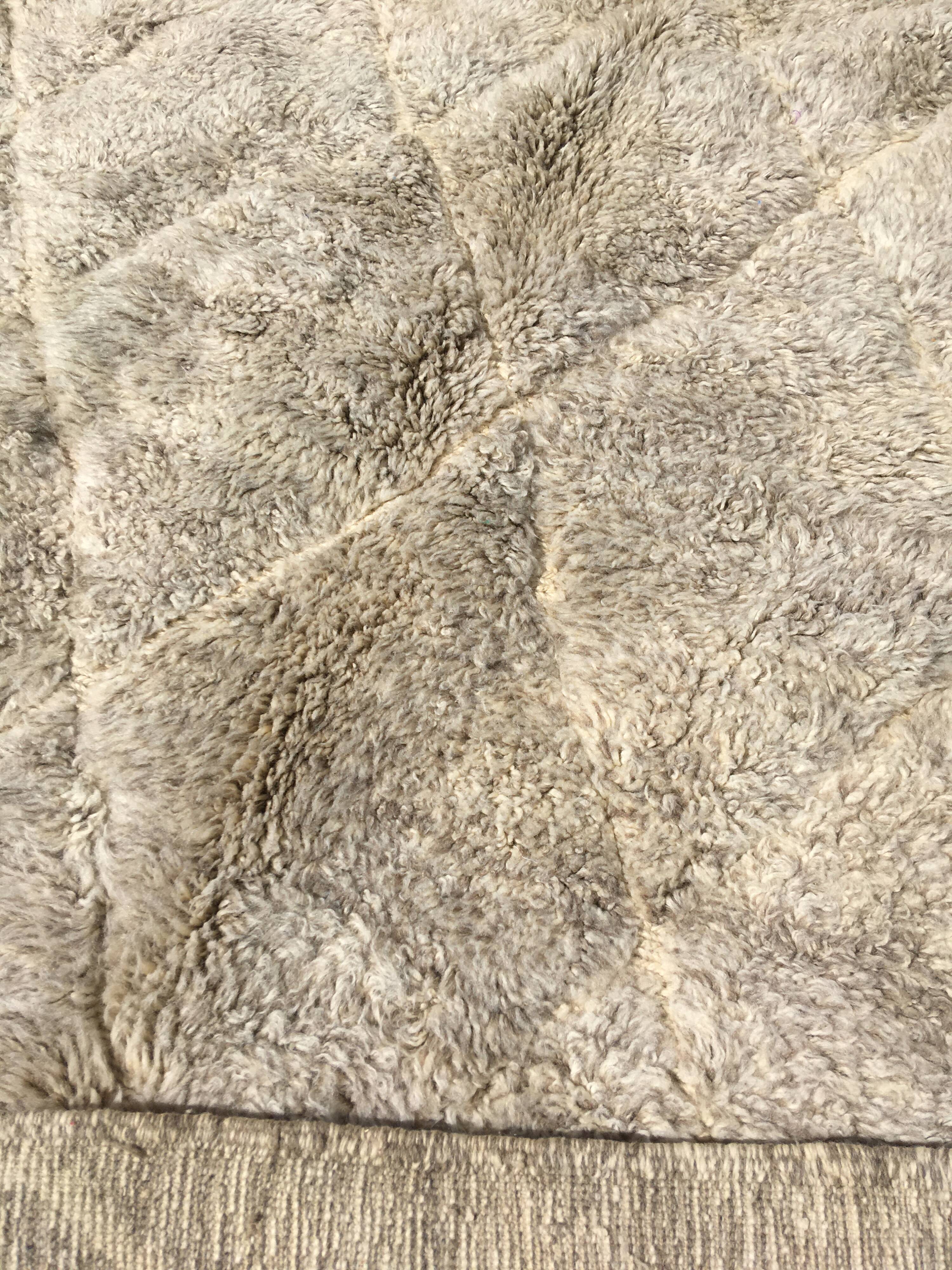 Exceptional Mrirt rug 310 x 210 cm