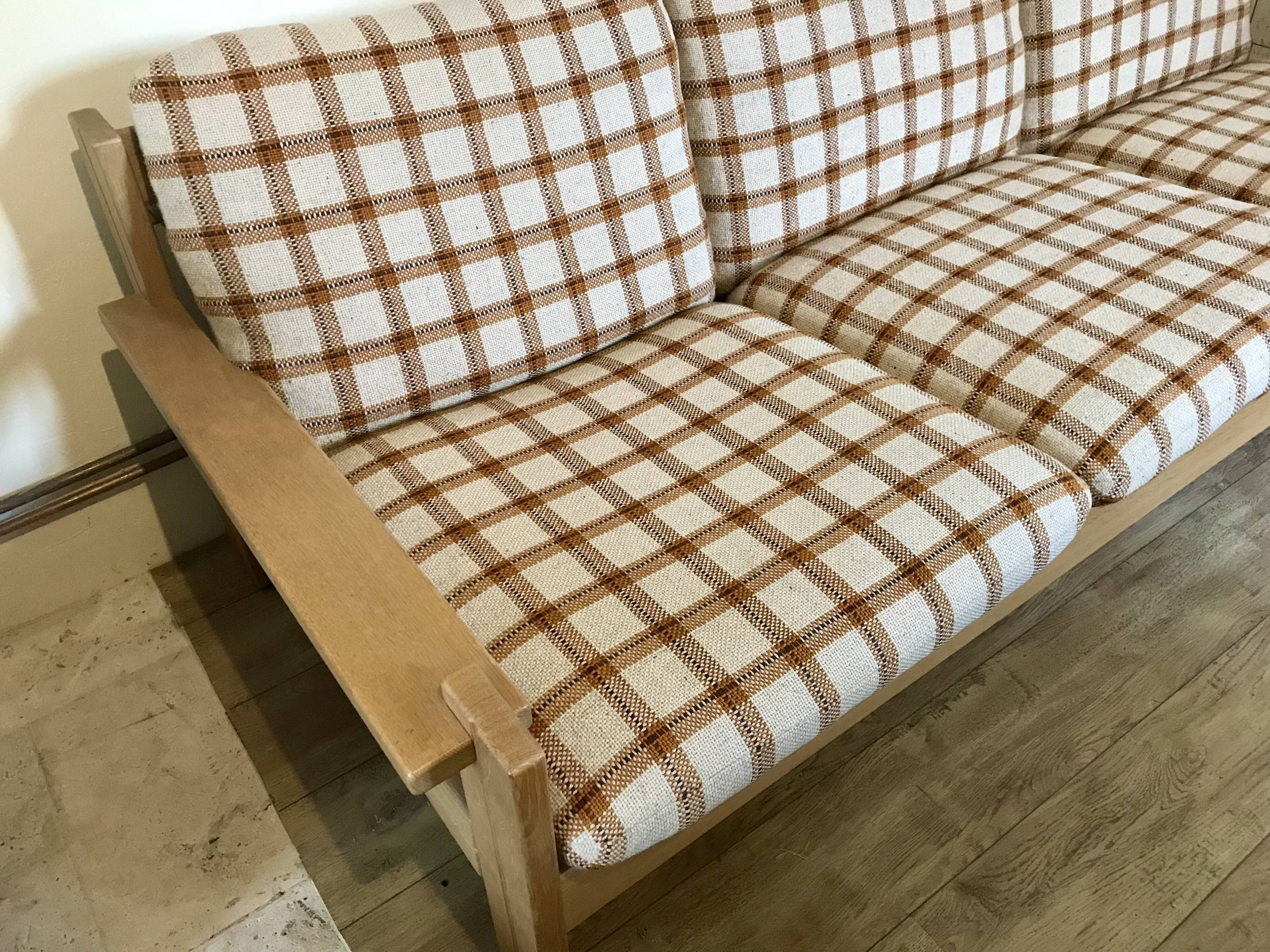 Vintage brutalist sofa in solid oak circa 1980