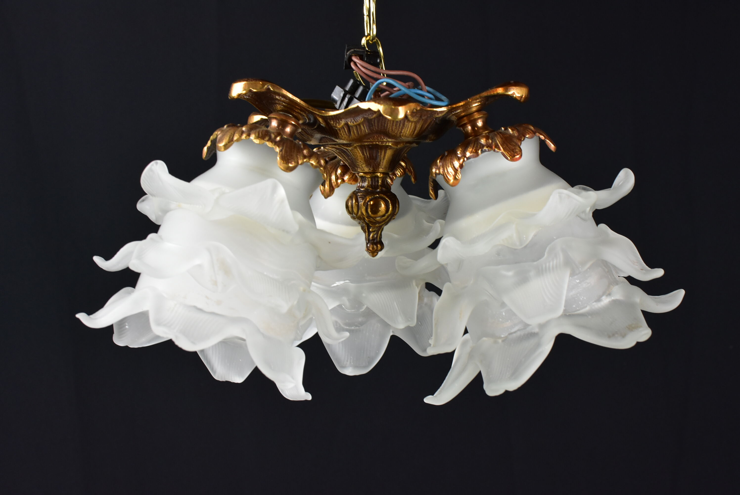 Bronze ceiling lamp 3 lamps glass paste.