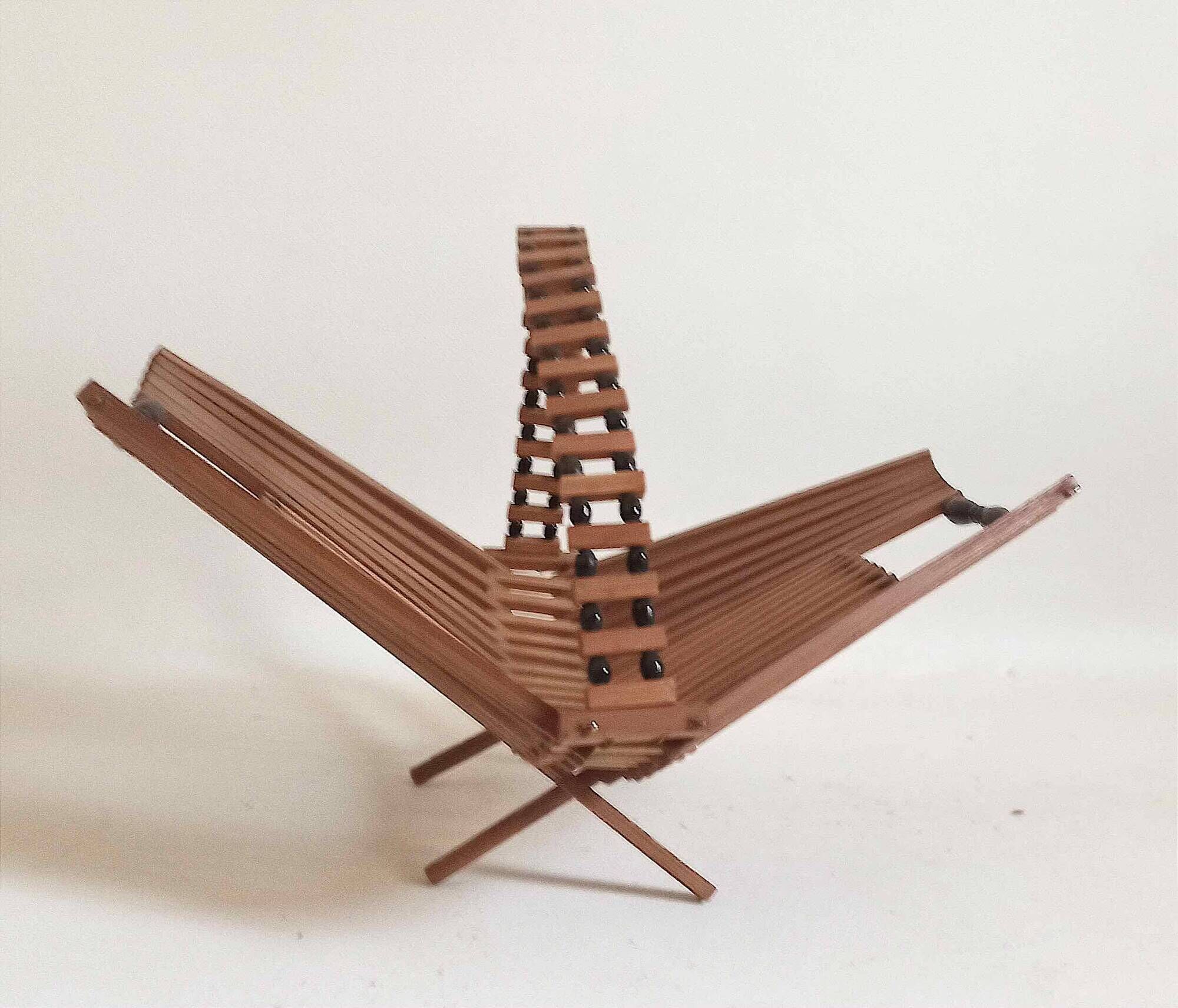 Scandinavian 1950s foldable fruit basket