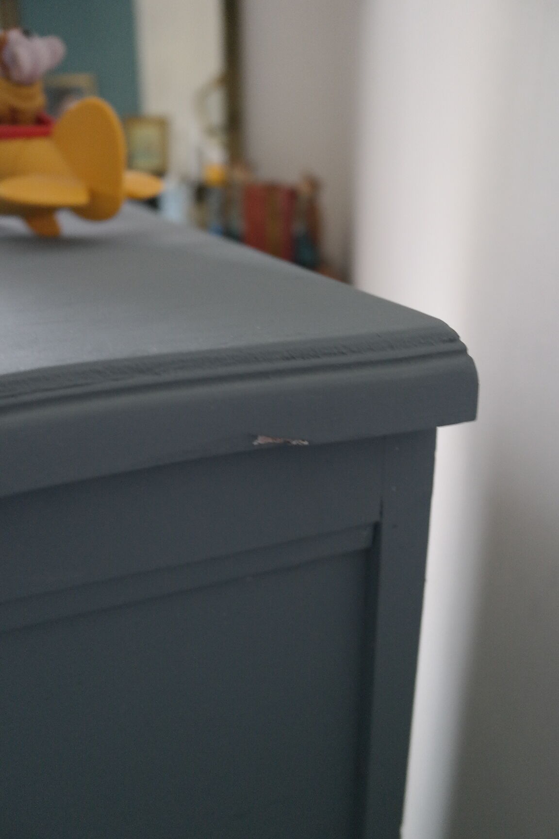 Bureau enfant dos d'âne vintage relooké