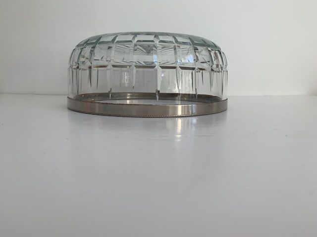 salad bowl, cup, empty art deco pocket
