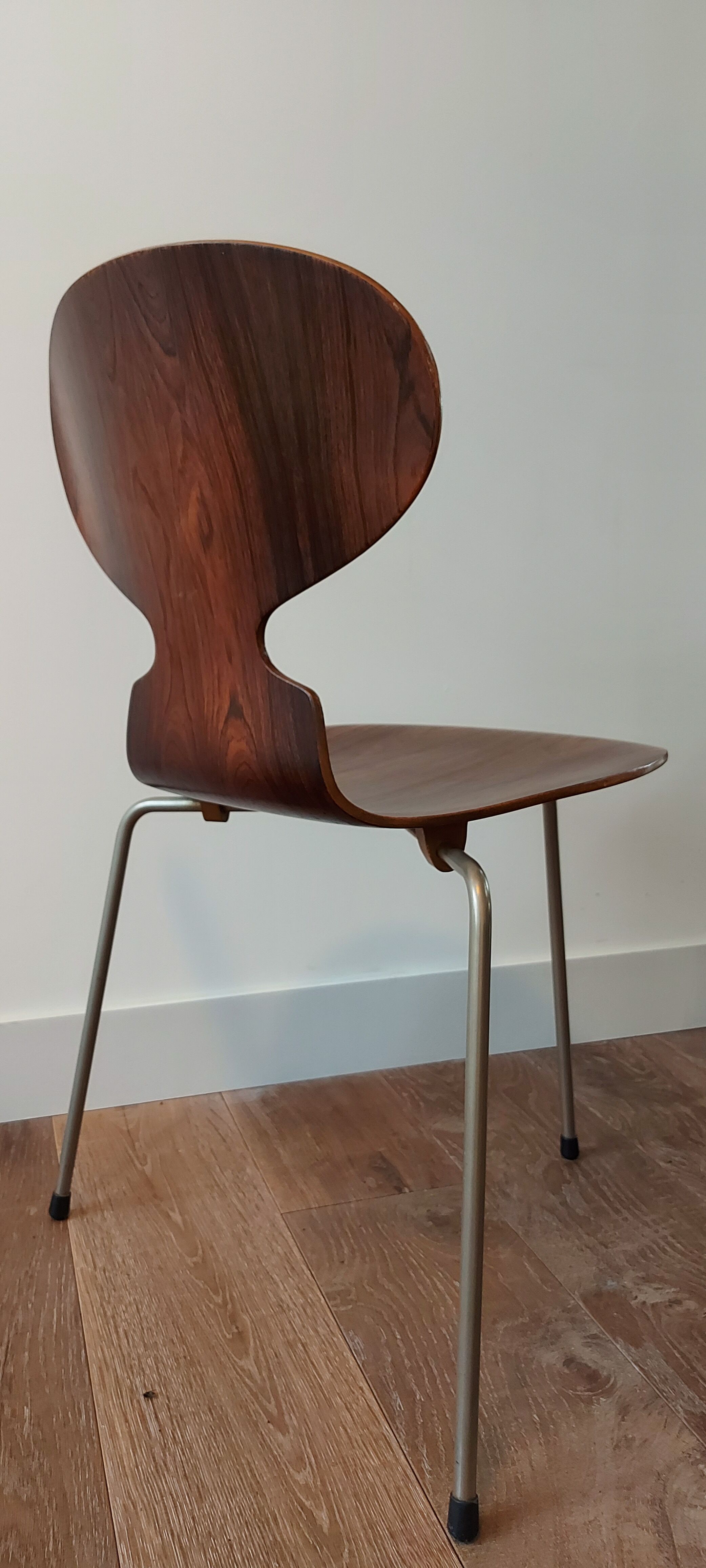 Jacobsen ant chair