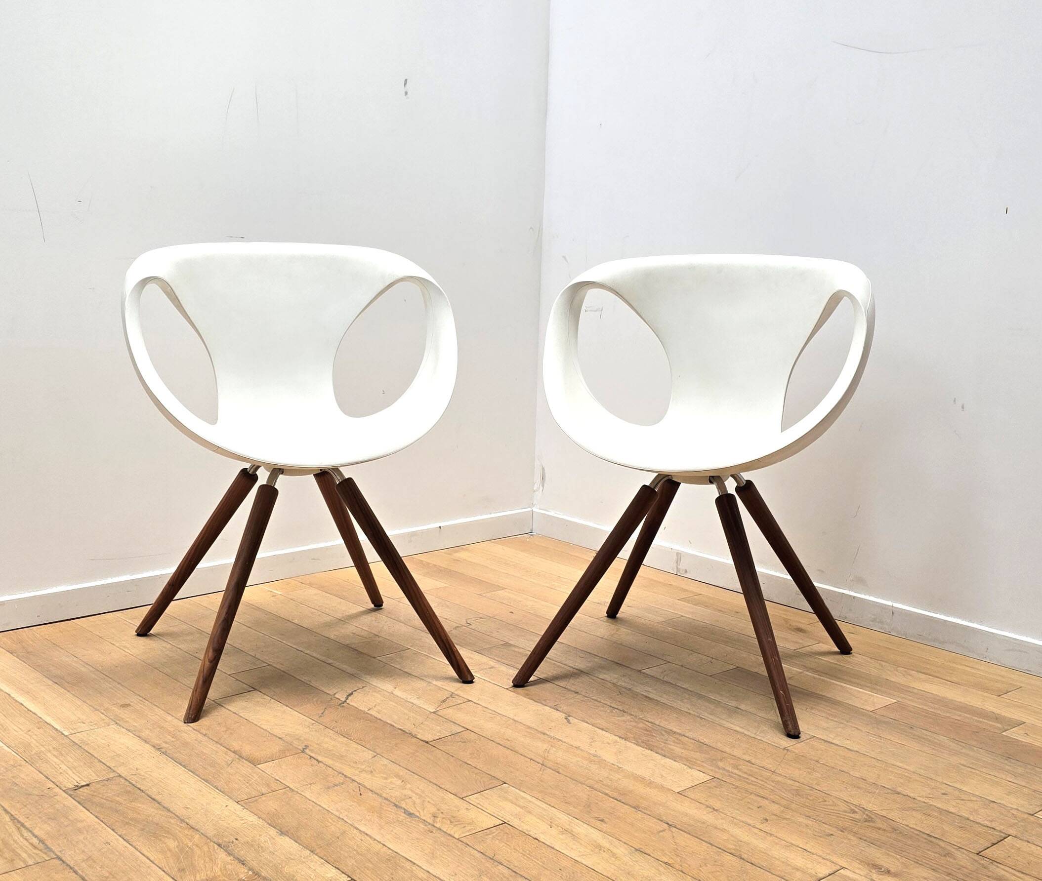 Pair of Up Chairs, Tonon