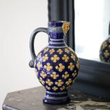 Majolica ewer in neo-Renaissance style by Minton, England 1870.