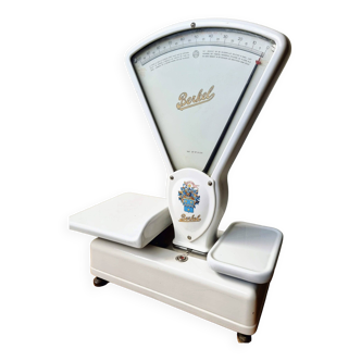 Old Berkel scale white enamel from 1947