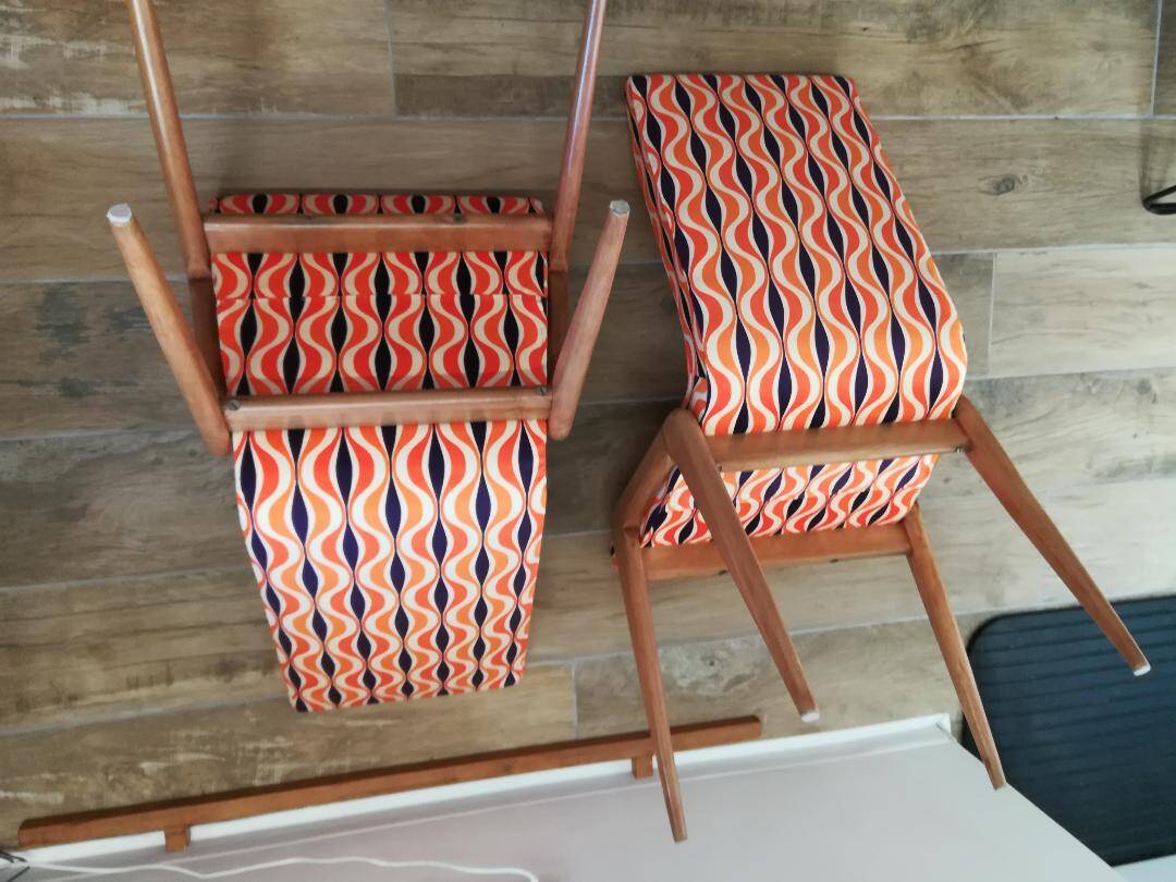 Pair of chairs with Scandinavian design