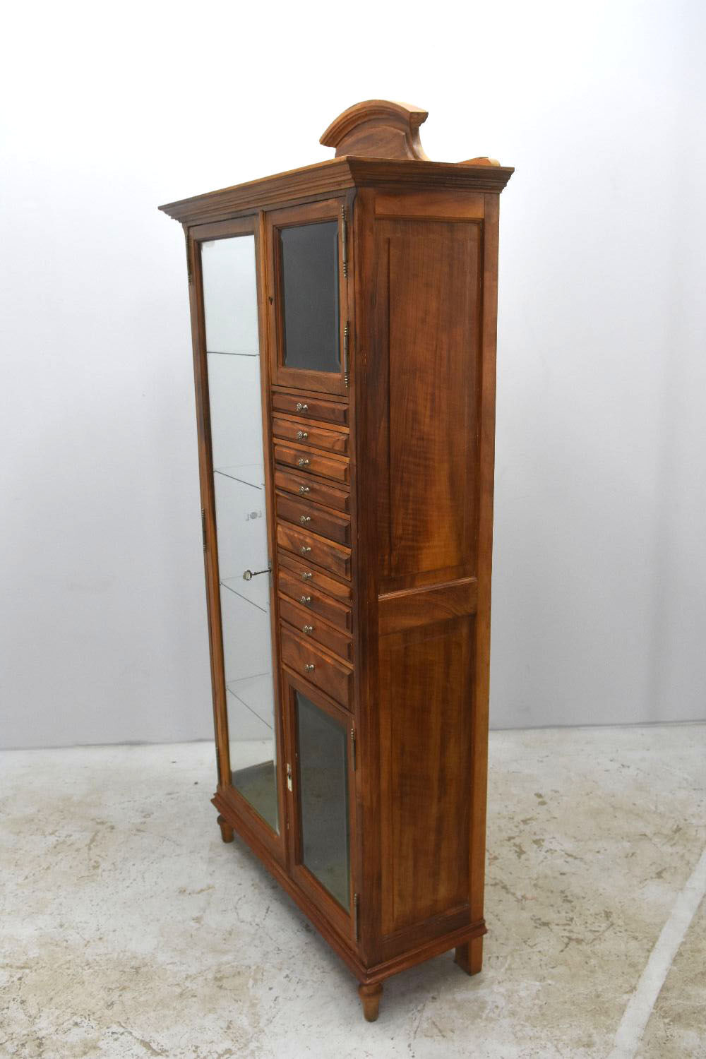 Dentist furniture in walnut period 1900