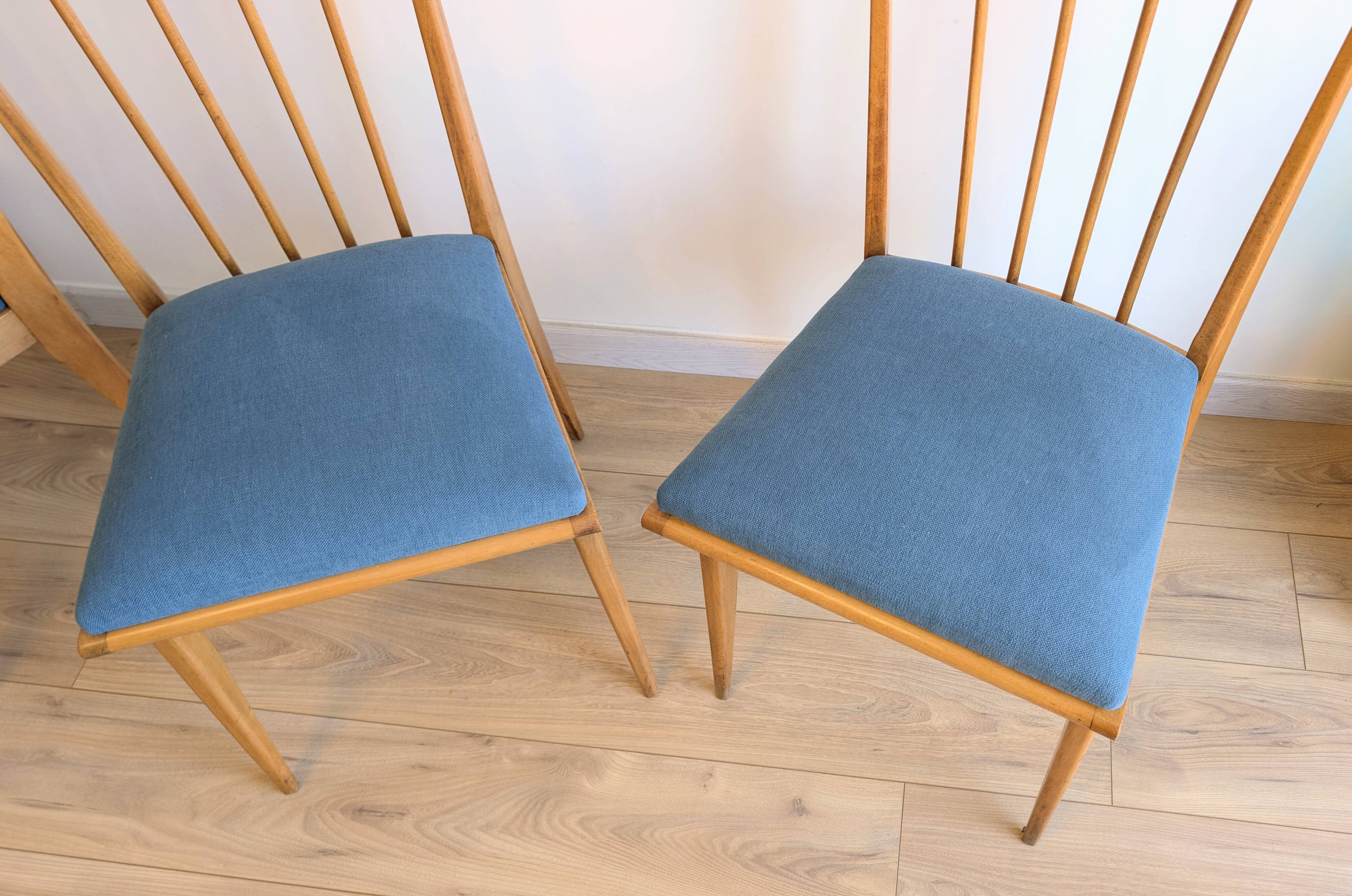 Ensemble de 4 chaises au style nordique minimaliste