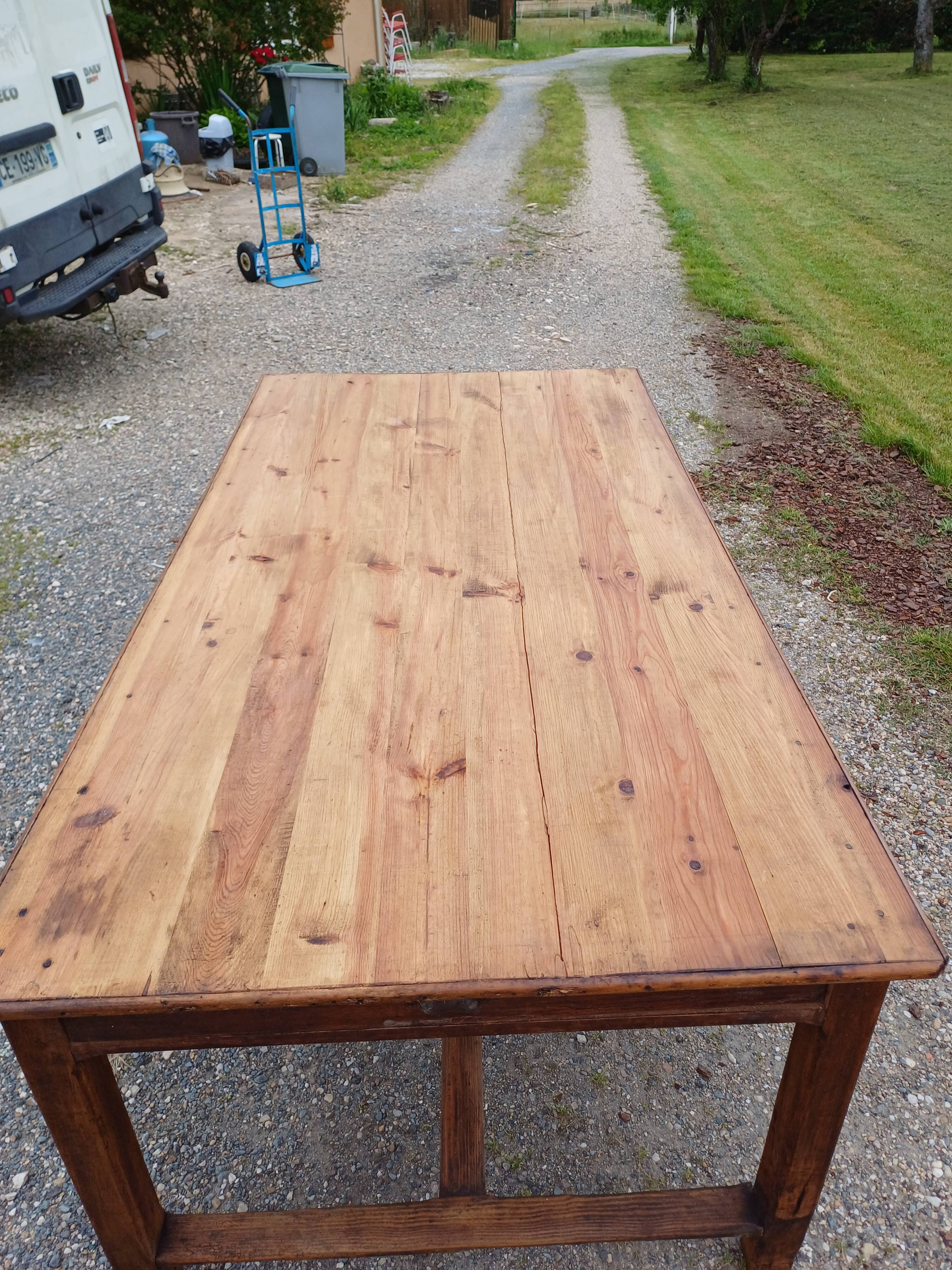 Country Pine Farmhouse Table, 4 Drawers.