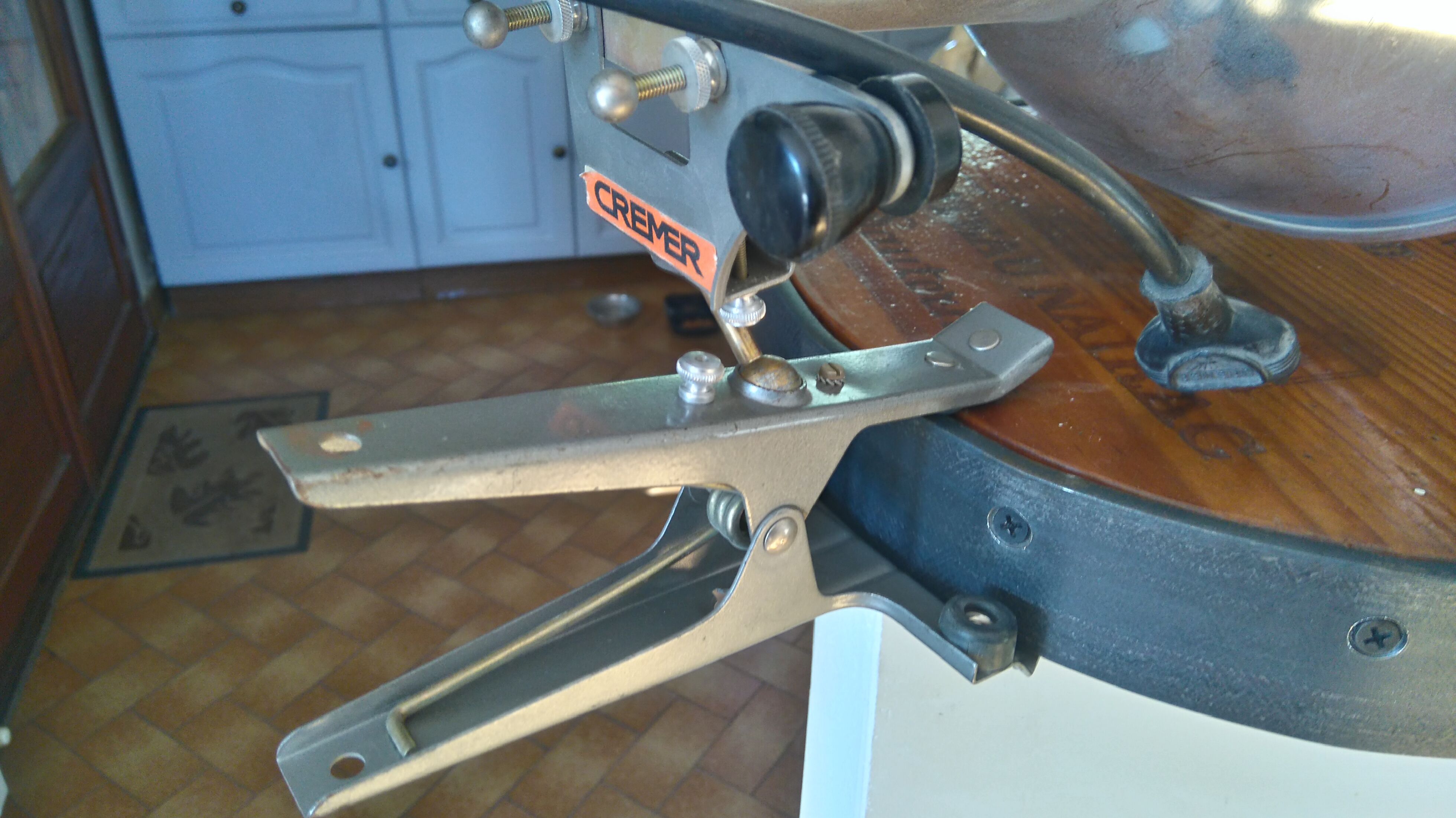 Photographer cremer clip projector