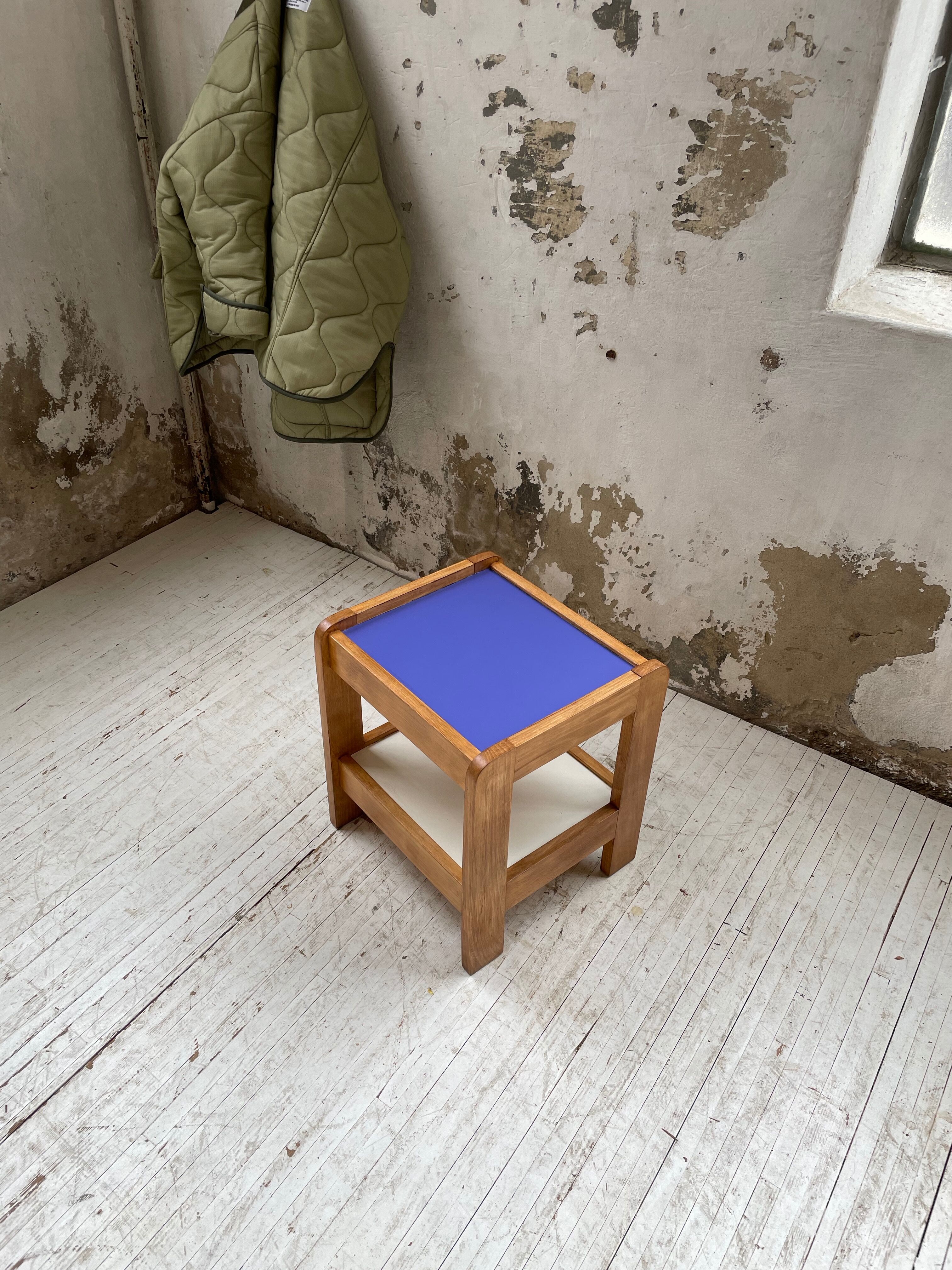 Beech bedside style Regain two-tone