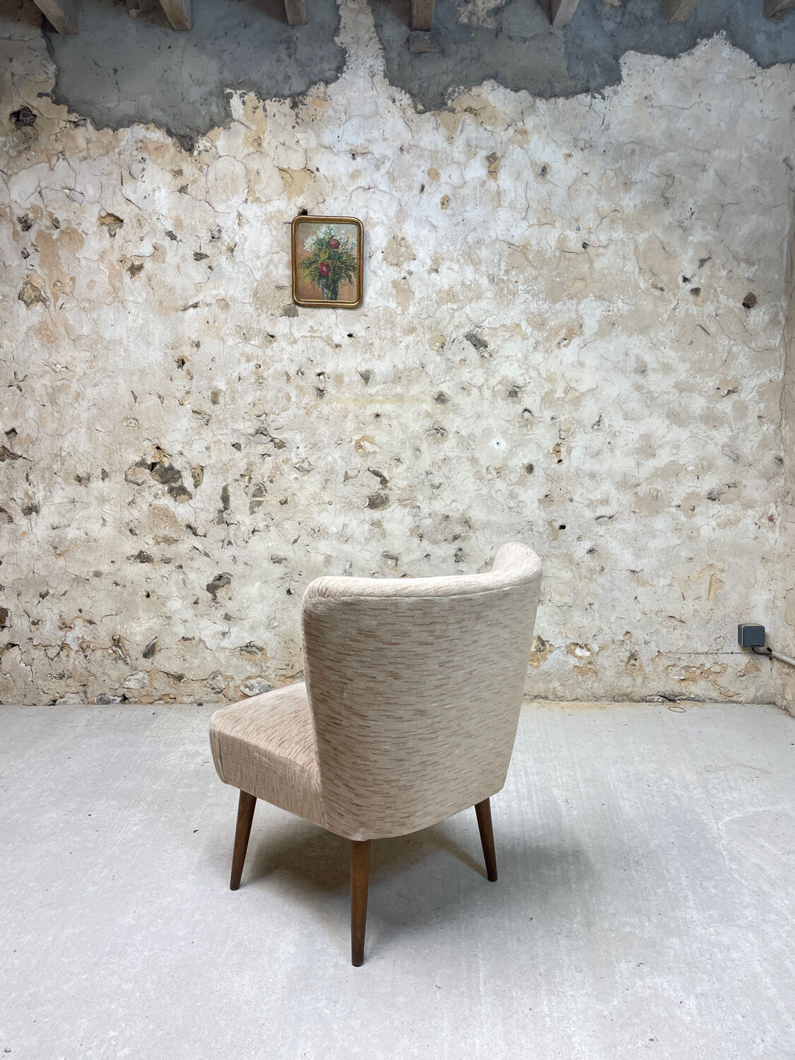 2 cocktail armchairs