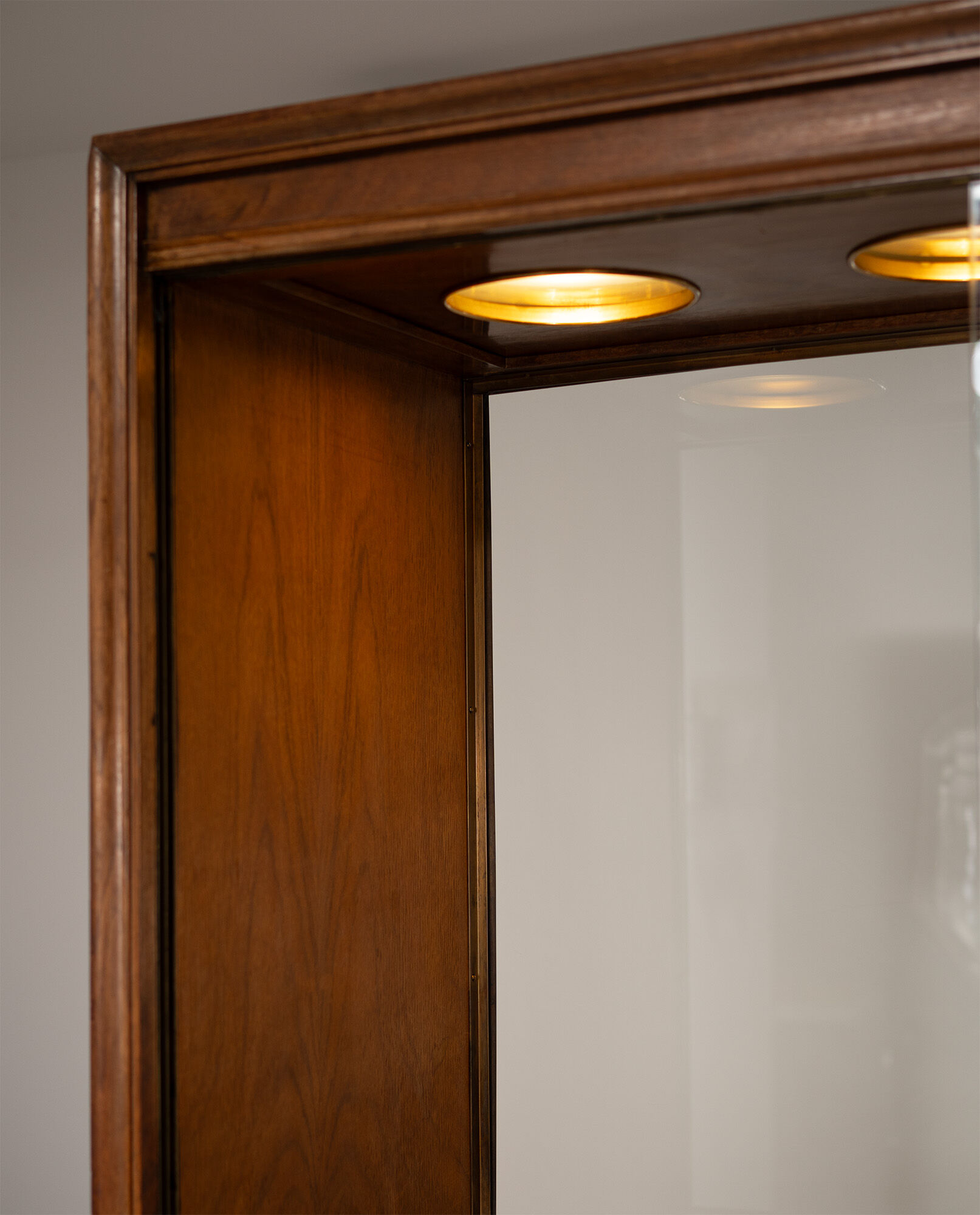 Double-sided buffet, Italian production.