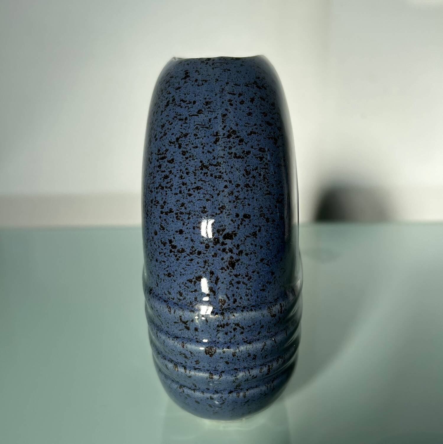 Blue stoneware lentil vase