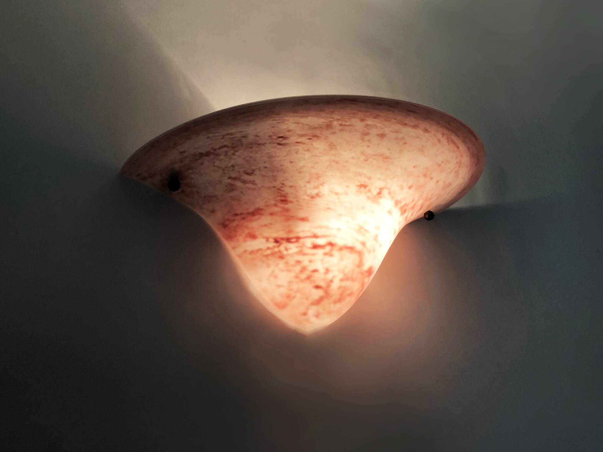 Half-moon wall light in pink glass paste Art Glass 70s 80s
