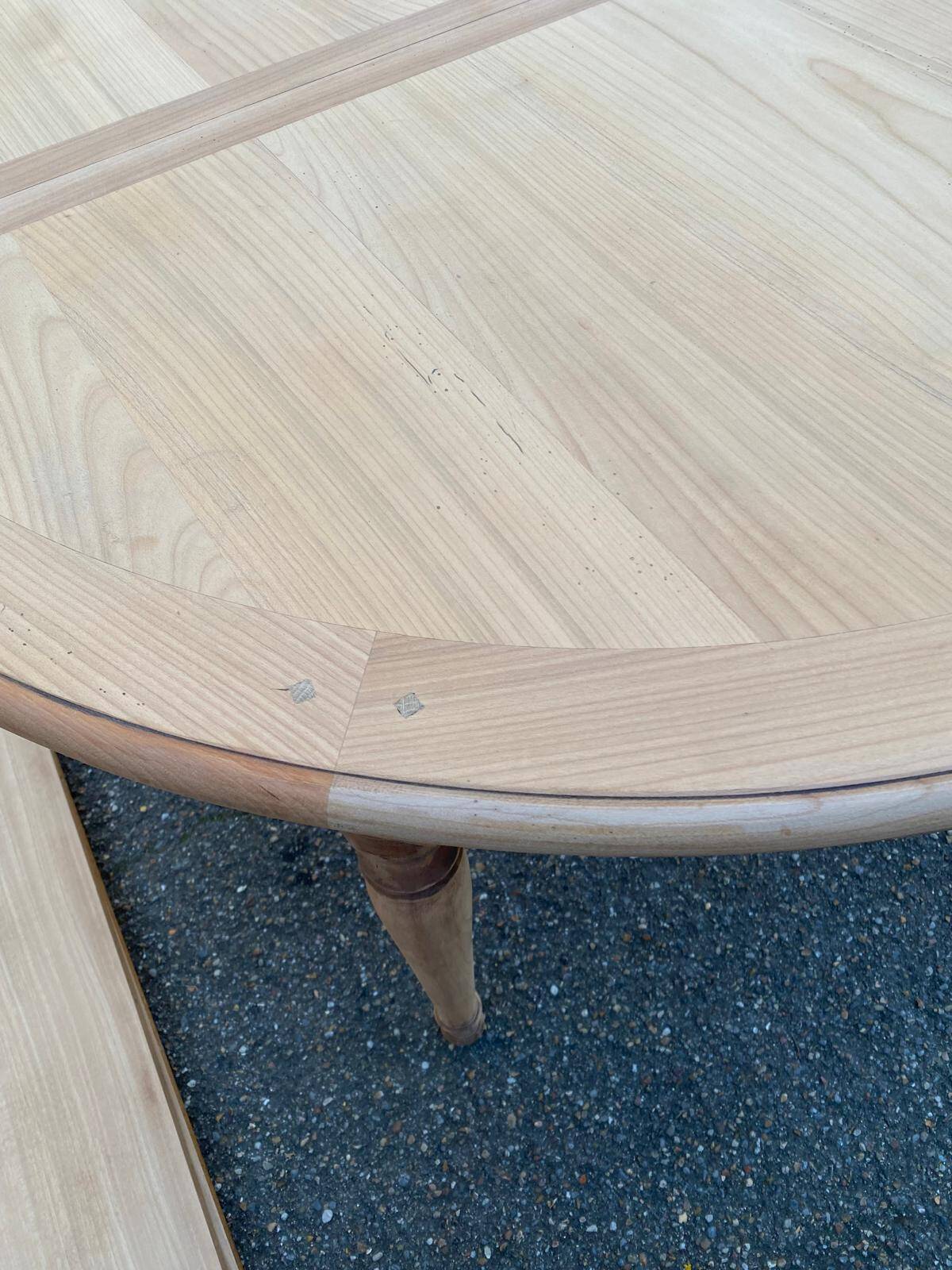 Table à manger ronde extensible rénovée Louis Philippe 120-220cm 19ème