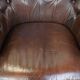 Fauteuil chesterfield anglais classique en cuir de vachette