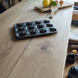 Table de drapier en chêne massif doré 230x73cm deux tiroirs