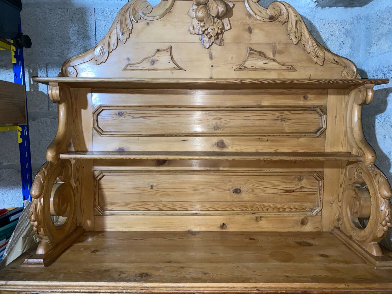Buffet (saint Hubert) en pin du sud ouest, en 3 parties