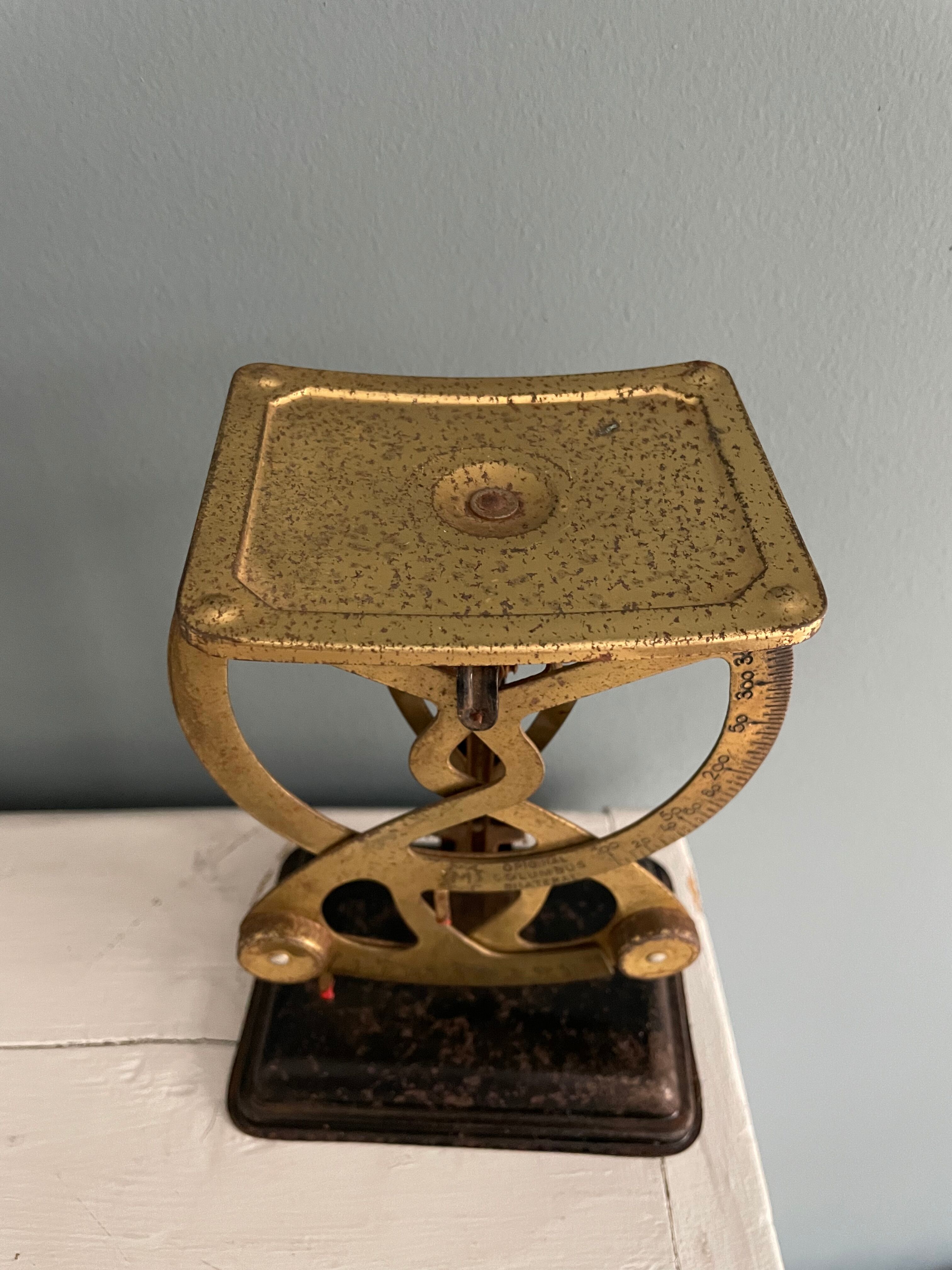 Letter scale 1900 Columbus Bilateral standing