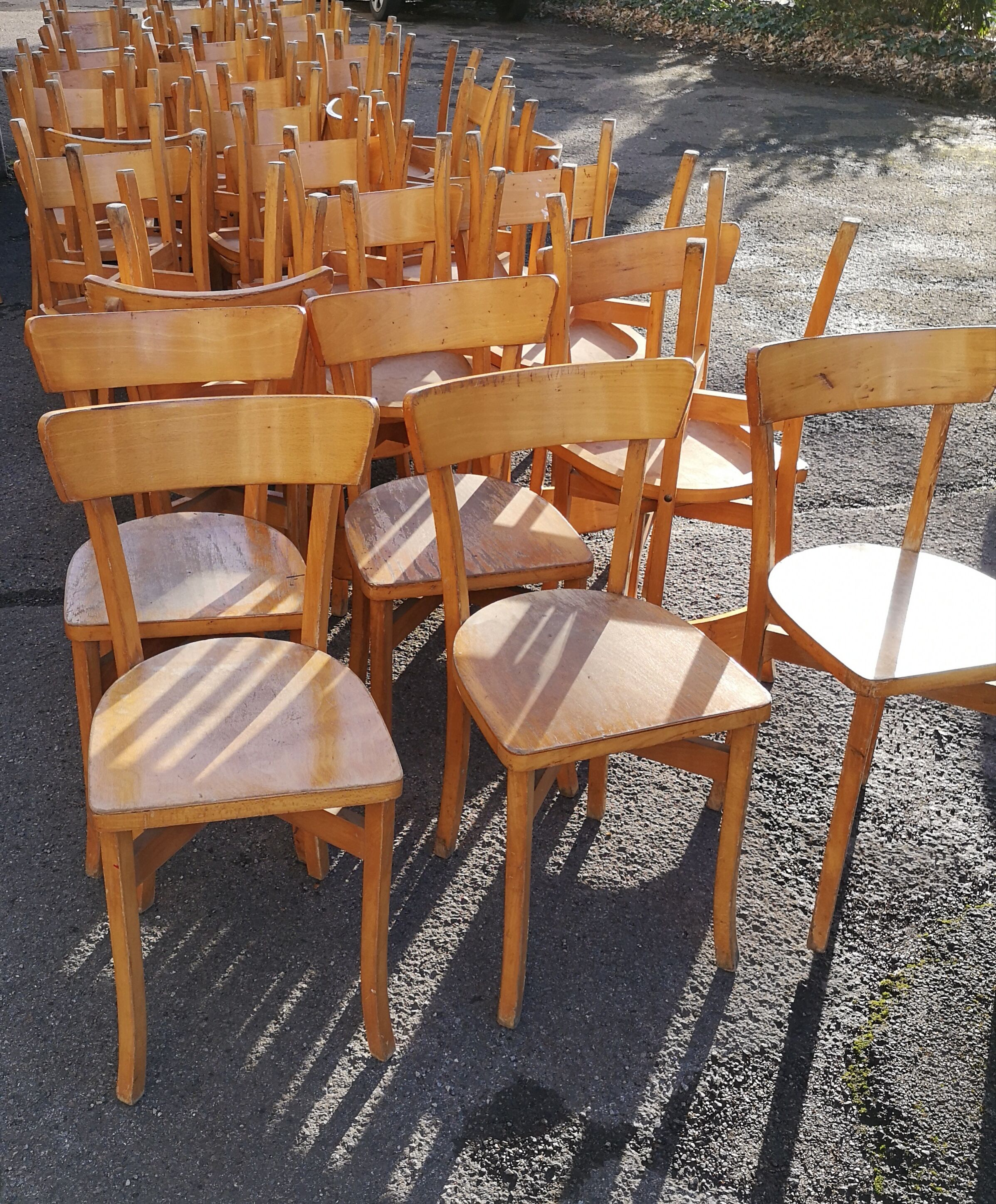 Lot de 30 chaises bistrot