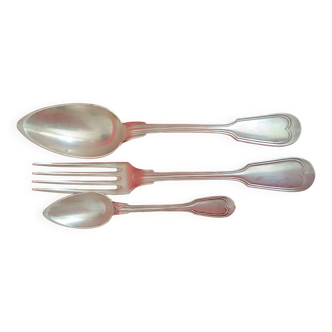 Silver metal cutlery. 1 spoon + 1 fork + 1 teaspoon.
