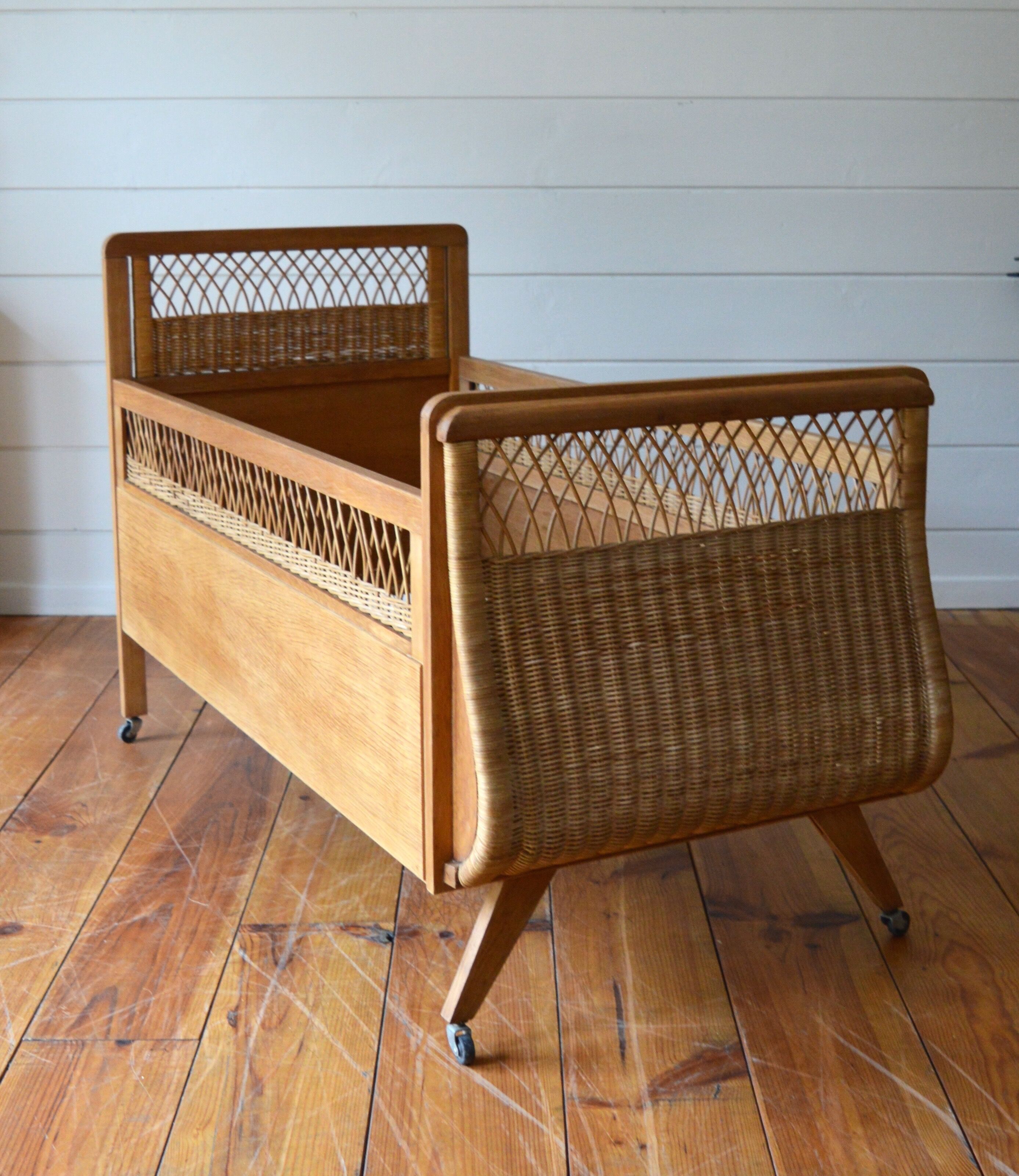 Baby bed