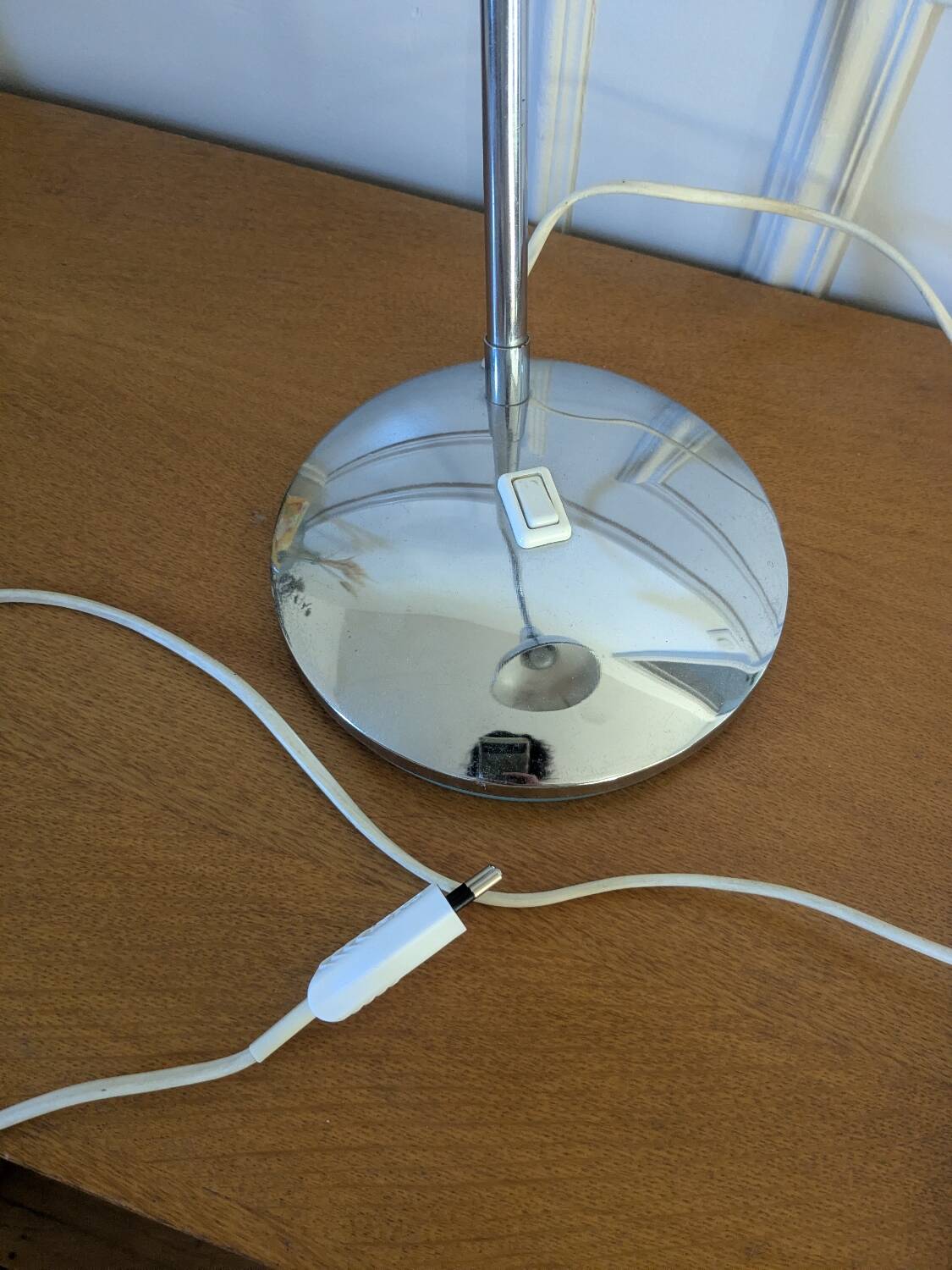 Vintage articulated lamp