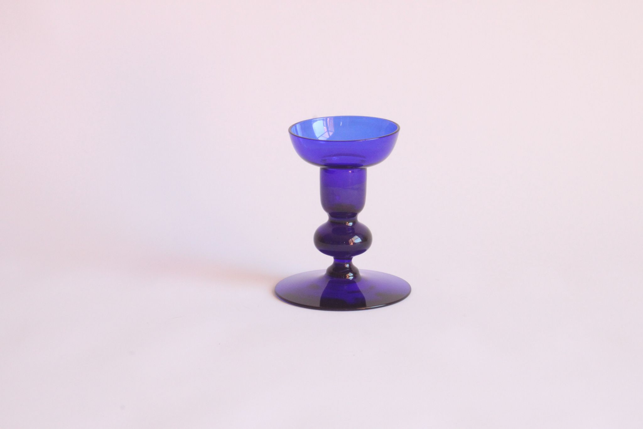 Chandelier bleu cobalt de style scandinave, années 1960.