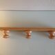 Patere en bois verni  à trois tetes style scandinave / vintage années 60-70
