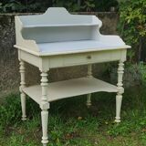 Old dressing table
