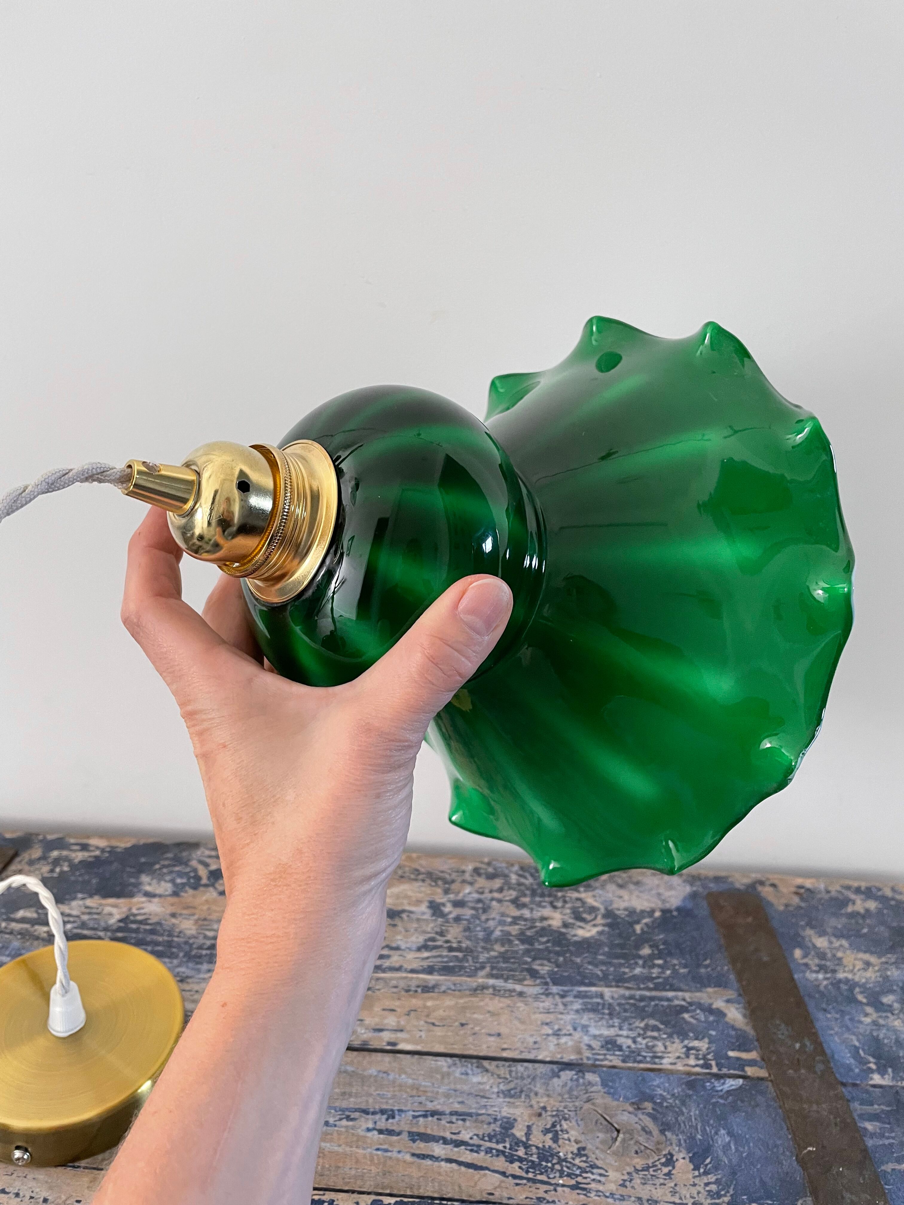 Vintage suspension lamp in marbled green opaline