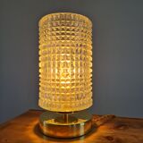 Chiseled cerre table lamp