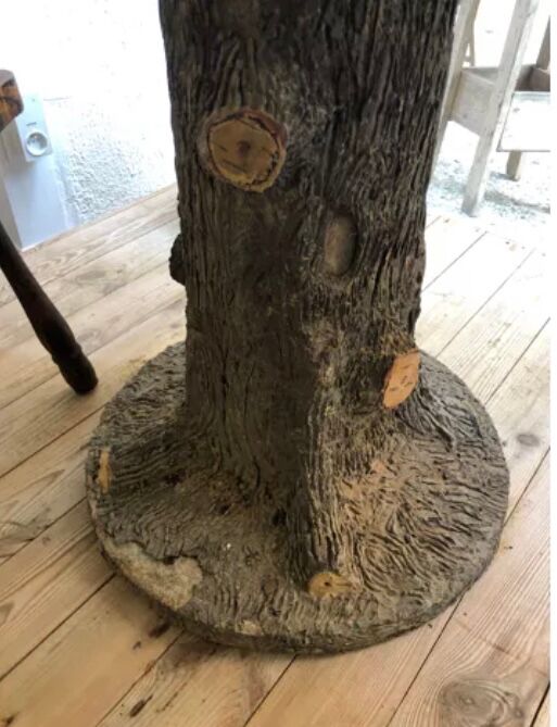 Garden table faux wood rock style