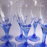Blue tulip water glasses