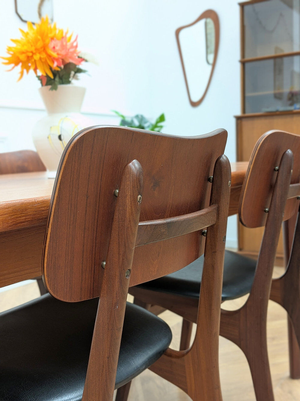 4 Scandinavian chairs by Ib Kofod Larsen | Model 74