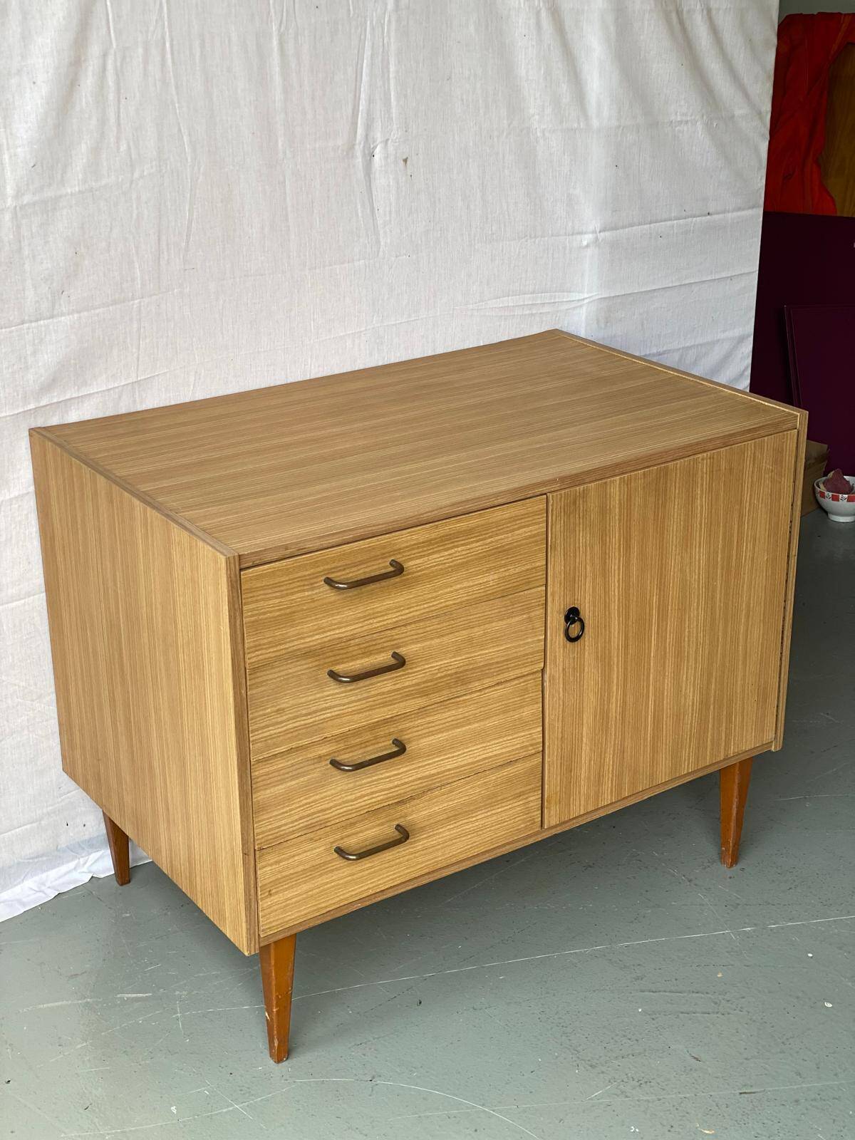 Vintage Mobel chest of drawers sideboard in wood and formica 1960 with 4 drawers